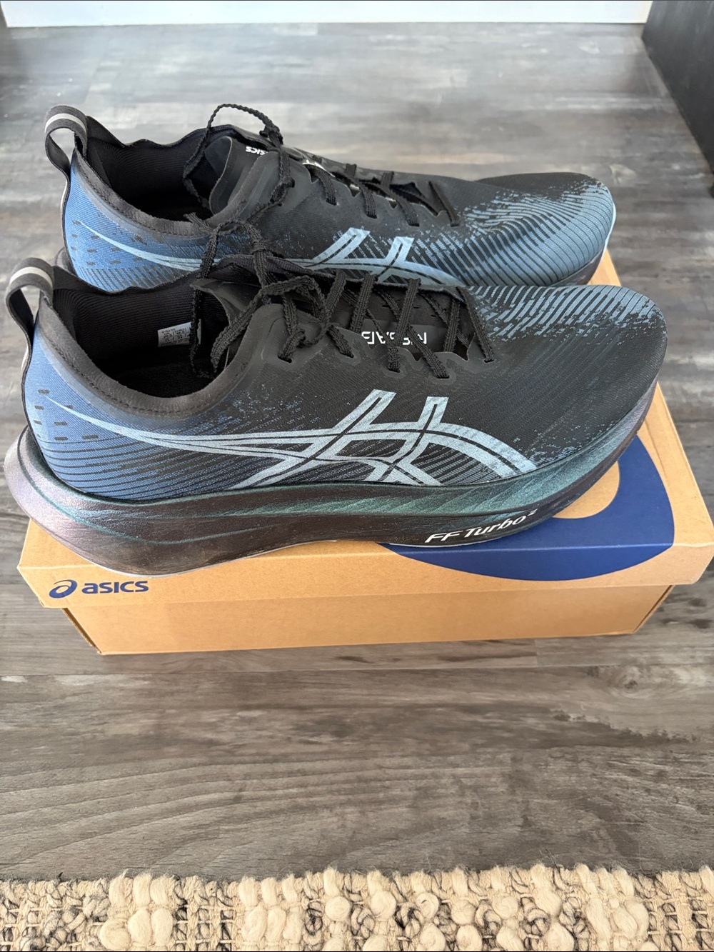 ASICS Mega Blast